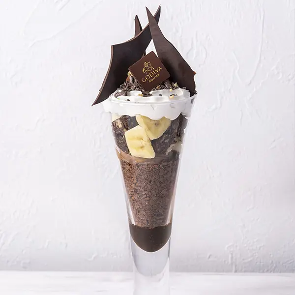 ガトーショコラとバナナのチョコレートパフェ