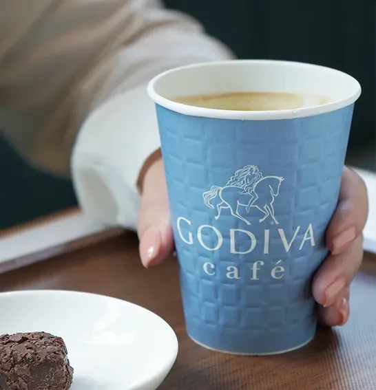 コーヒー2杯目半額サービス実施中