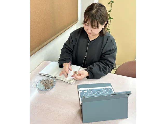 株式会社風雅 商品企画課 西村公 仁子さん