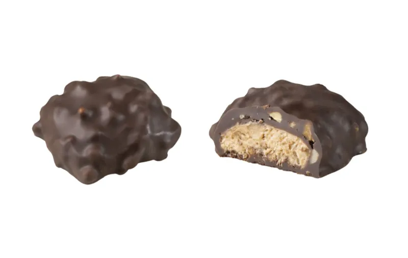 ダーク アーモンド