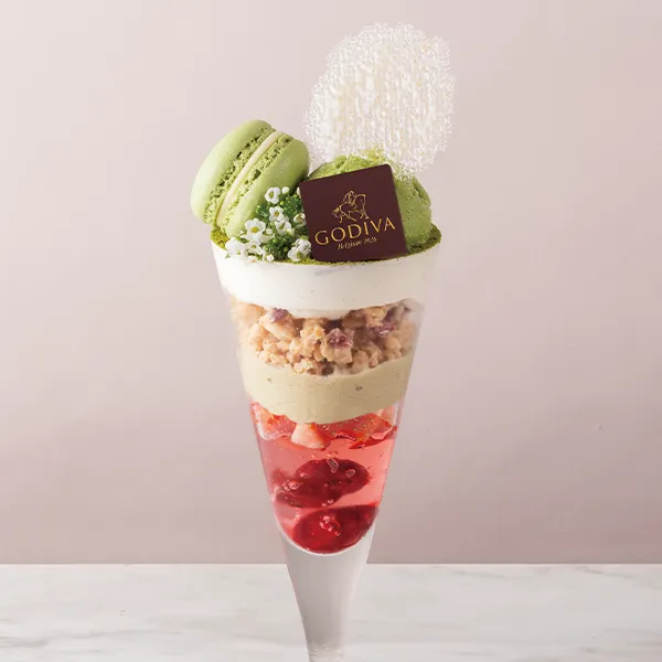 抹茶とピスタチオのホワイトショコラパフェ