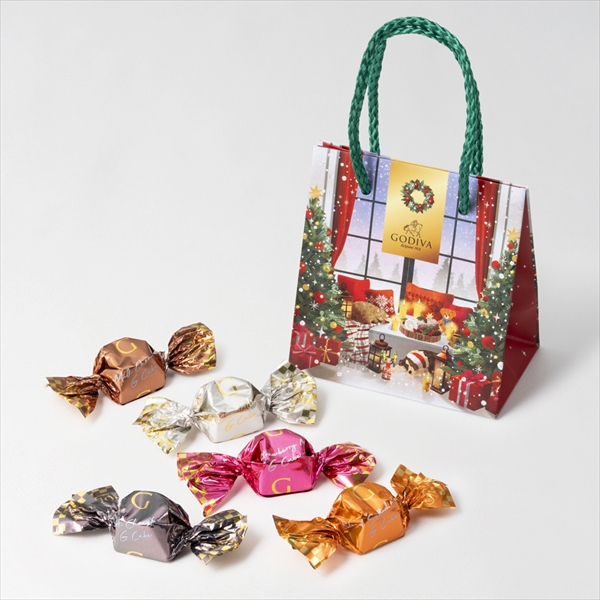 ゴディバ ブッシュ ド ノエル G キューブ アソートメント(5粒入)