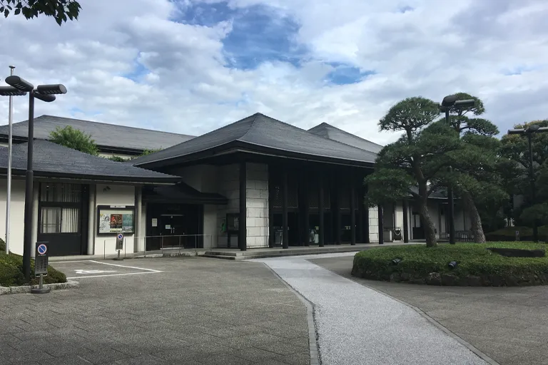 国立能楽堂